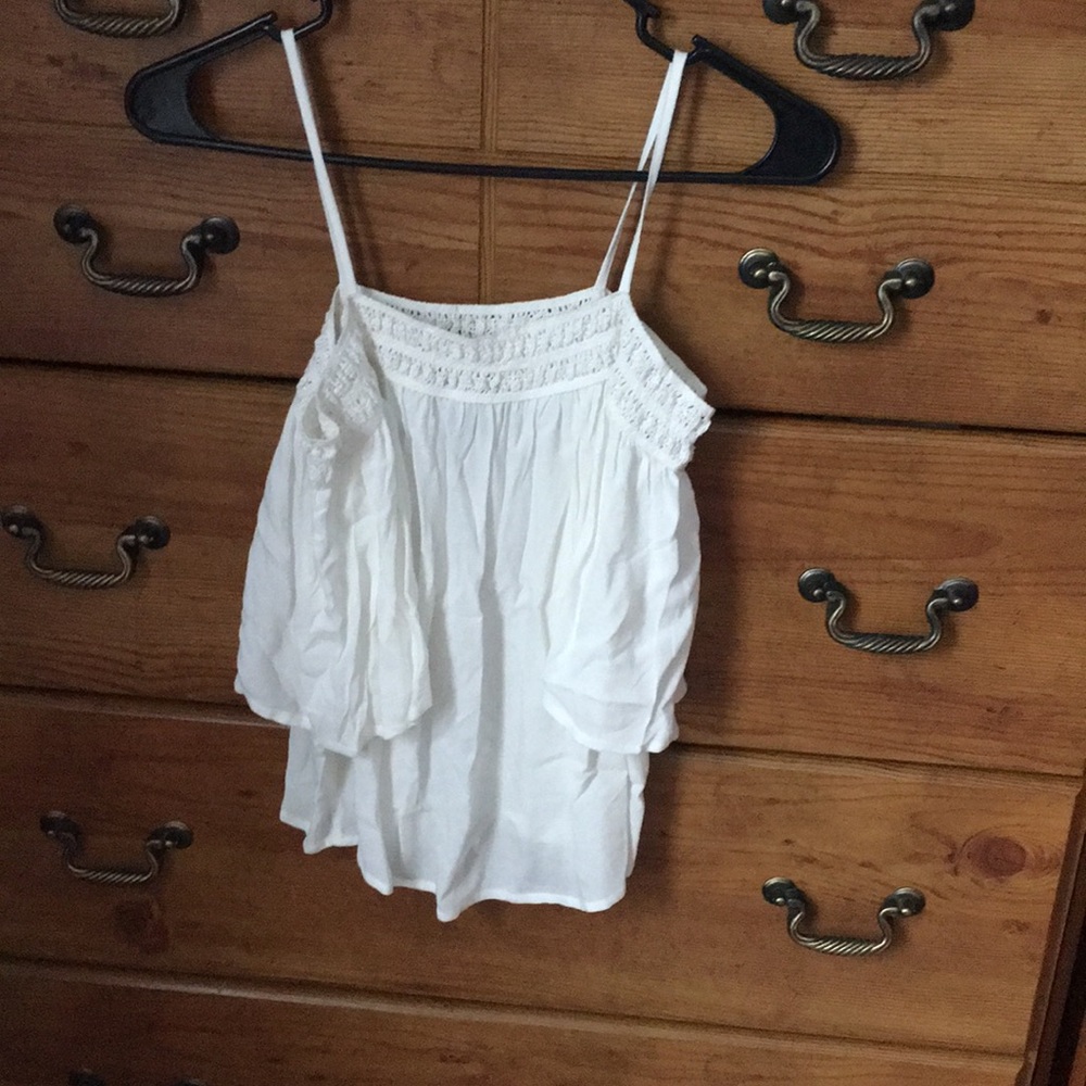Off the shoulder white flowy top!